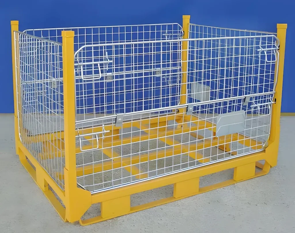 Rigid mesh stillage cage with reinforced corner posts and stacking feet